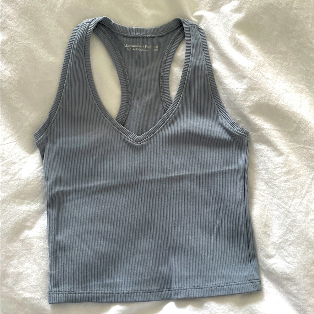 A&F Seamless Rib Leggings & Racerback Tank - Picture 2 of 3